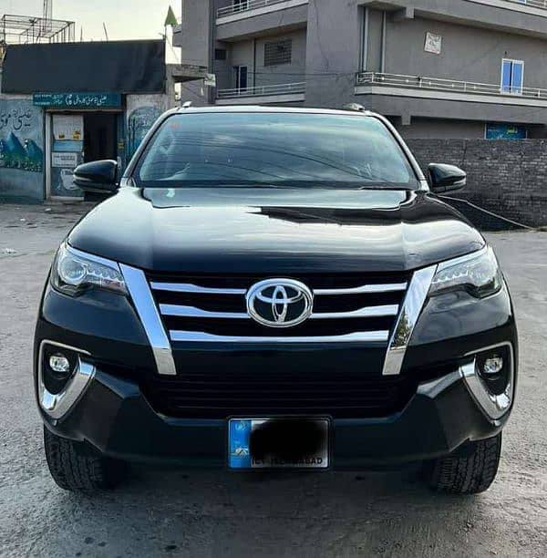 Toyota Fortuner V 2021 Brand New Zero Metter Condition 1