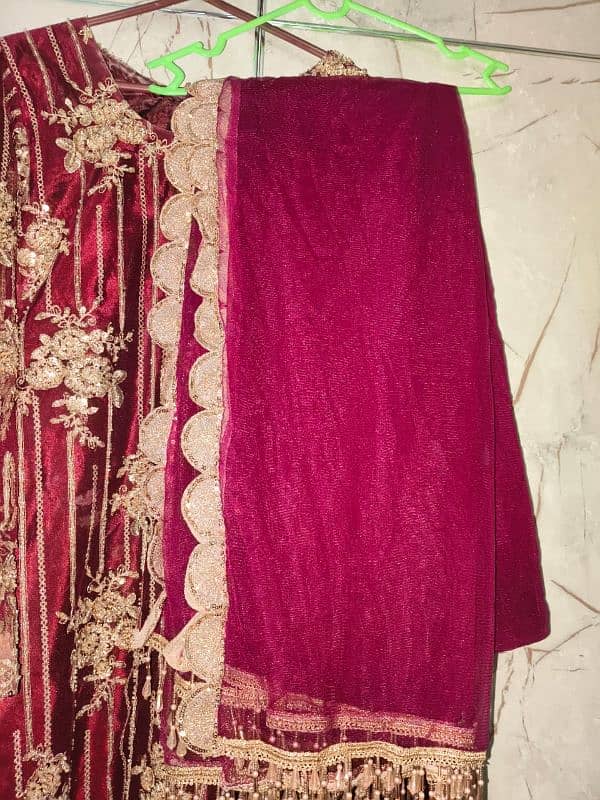 perfect for wedding . . Excellent condition 2