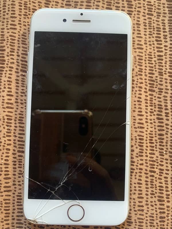 Iphone 7 32 Gb bypass glass break finger print working 1