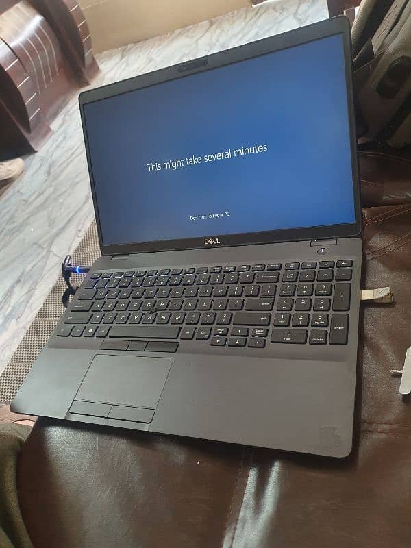 dell 5500 i7 8th generation 0