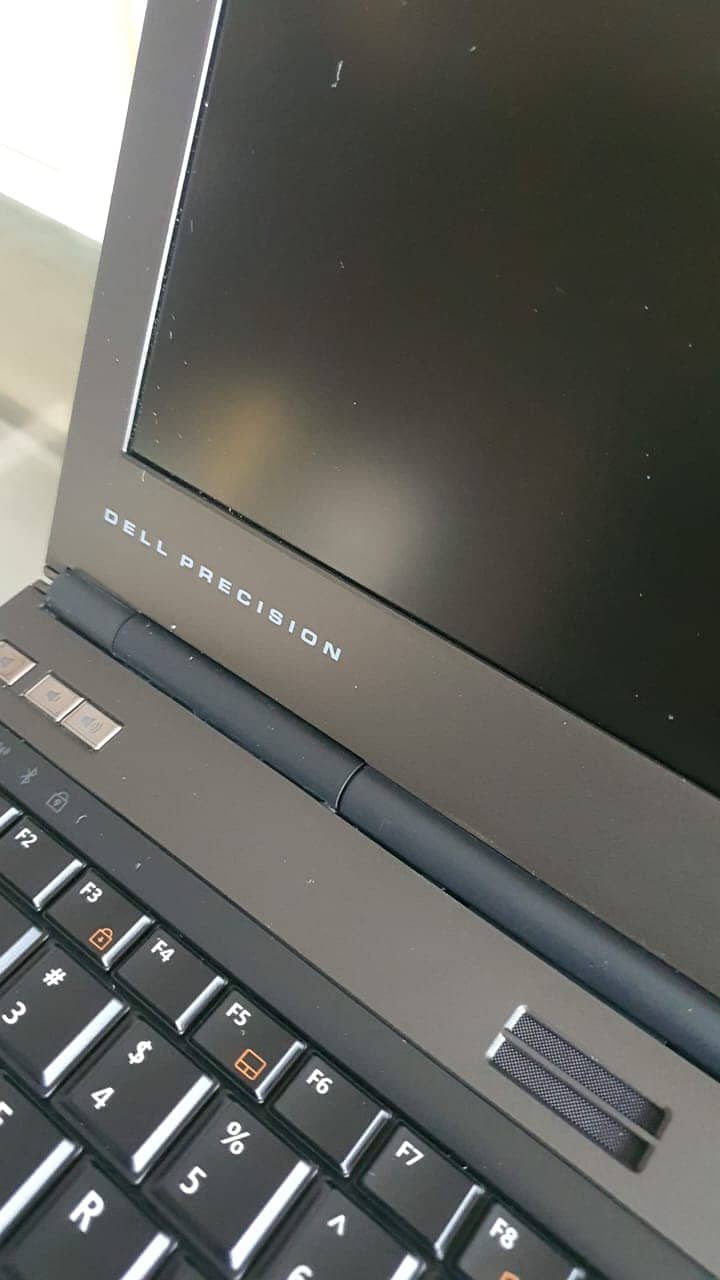 Dell Precision Core i7 4GB / 128 Laptop 2