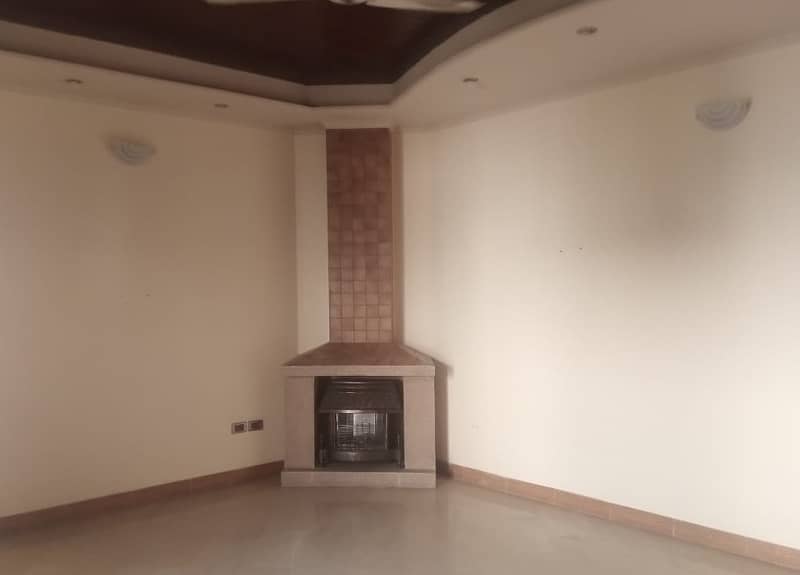 Semi Furnished 01 Kanal Beautiful Upper Portion Available For Rent Lower Portion Locked 5