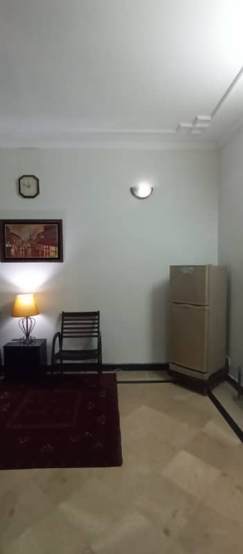 20 Marla Upper Portion In DHA Phase 1 For rent 3