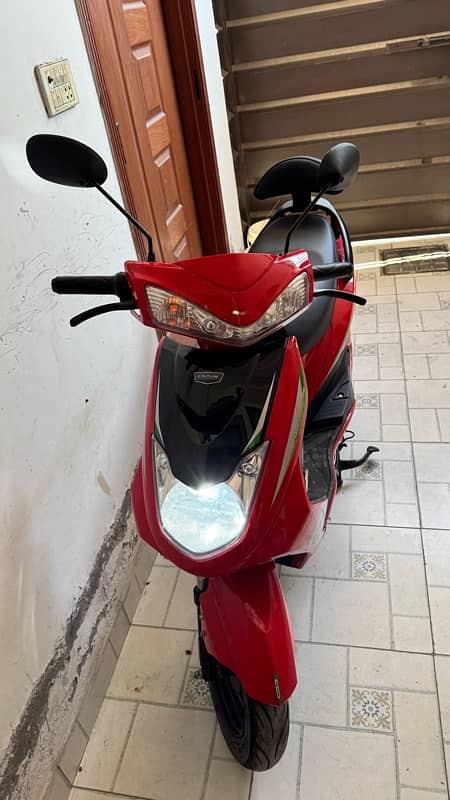 scooter yj fature 50cc like brand new 6