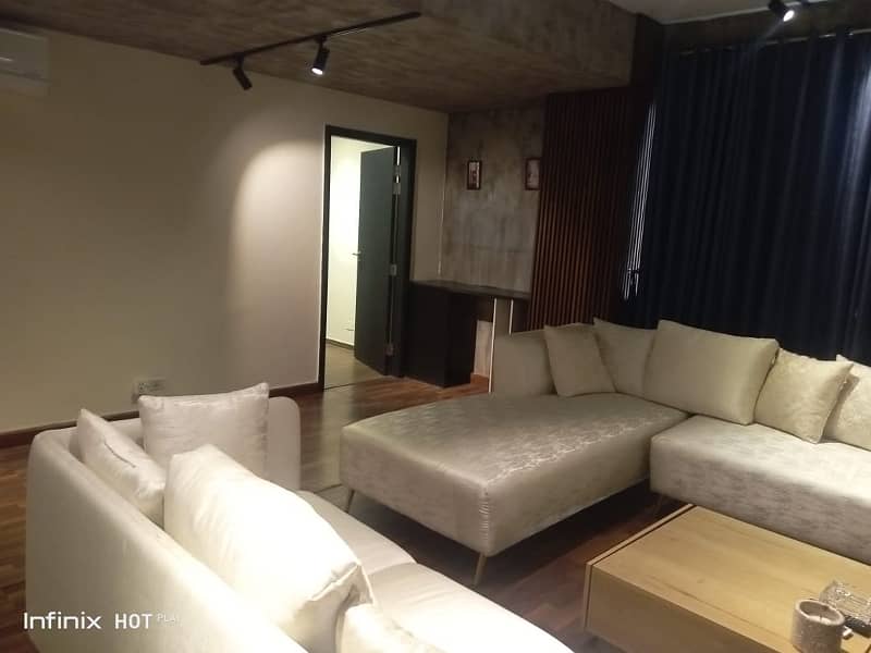 SEMI FURNISHED SPACIOUS APARTMENT 8