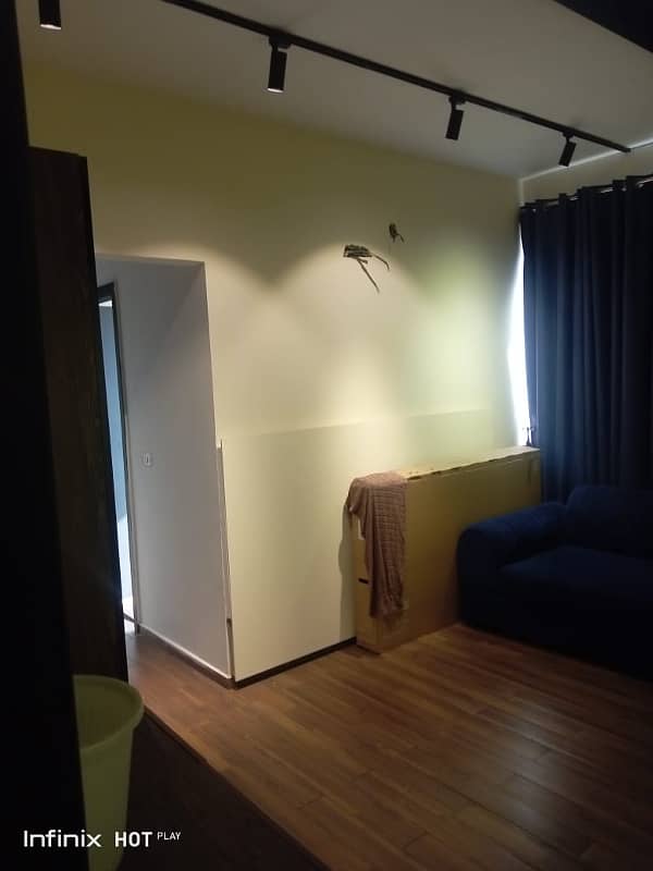 SEMI FURNISHED SPACIOUS APARTMENT 11