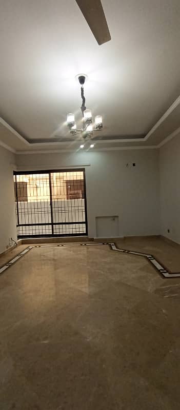 House For rent In DHA Phase 3 4