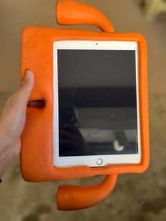 Apple ipad Generation 5th for sale alla Battery timming