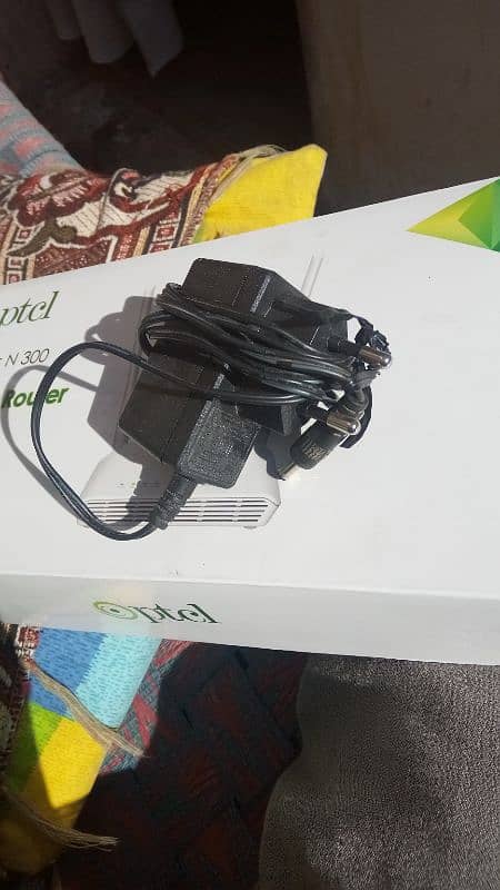 ptcl device for sale almost new condition 3