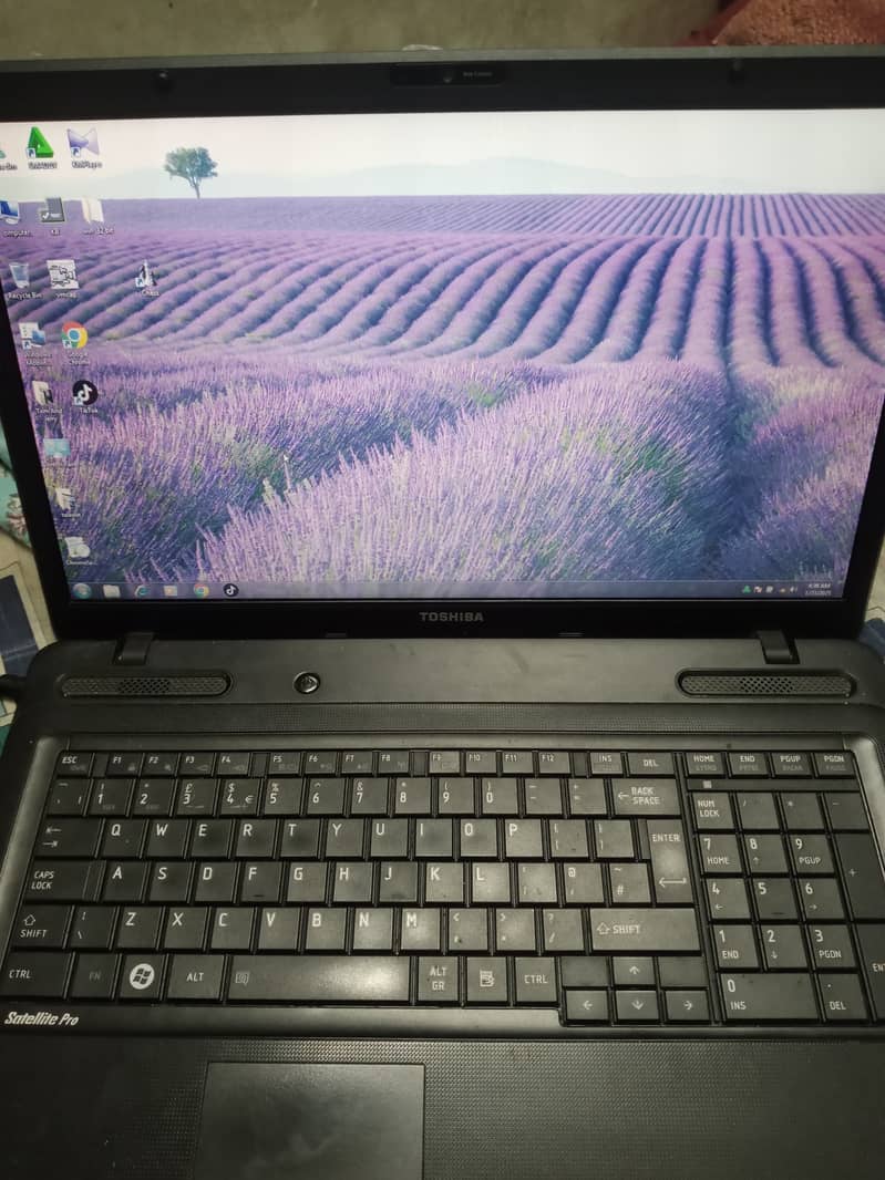 Toshiba i5, 4 gb ram 500 hard drive 0