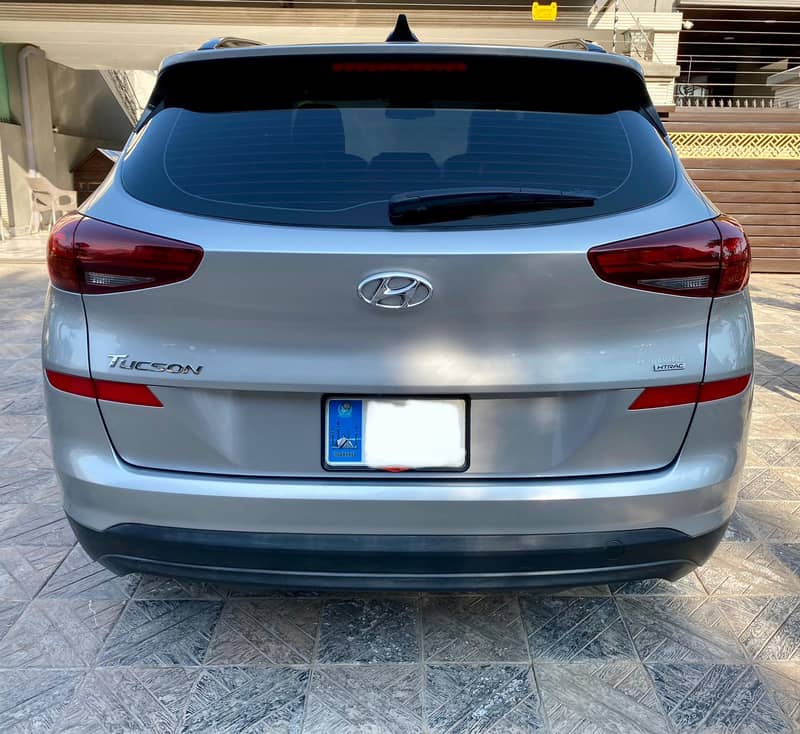 Hyundai Tucson AWD A/T Ultimate 2