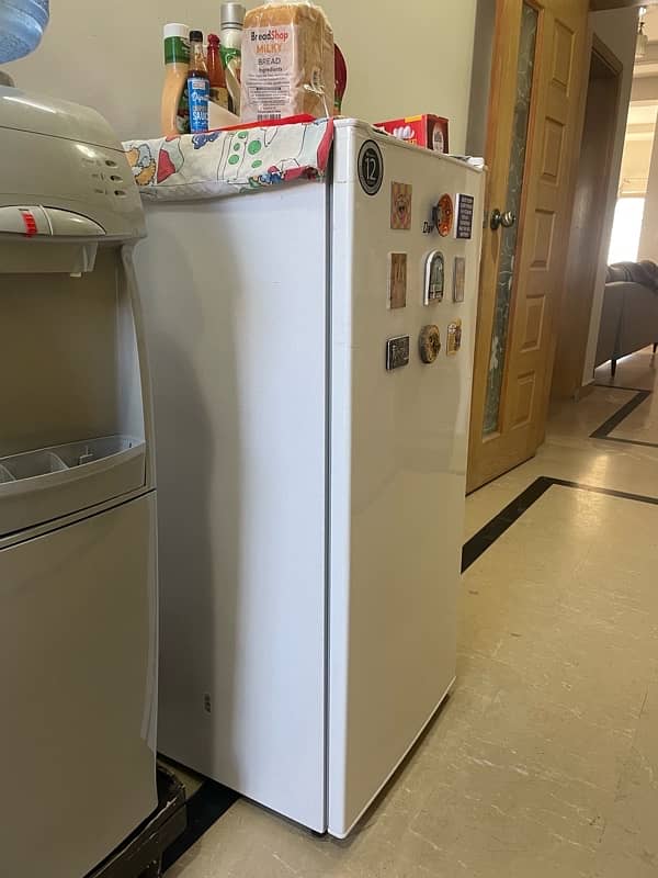 Dawalence room Refrigerator for sale in 10/10 condition 2