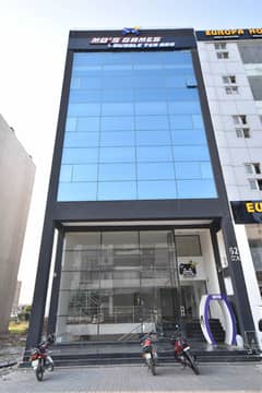 4 Marla Beautifulull Floor Available For Rent in DHA Phase 8 Commercial Broadway