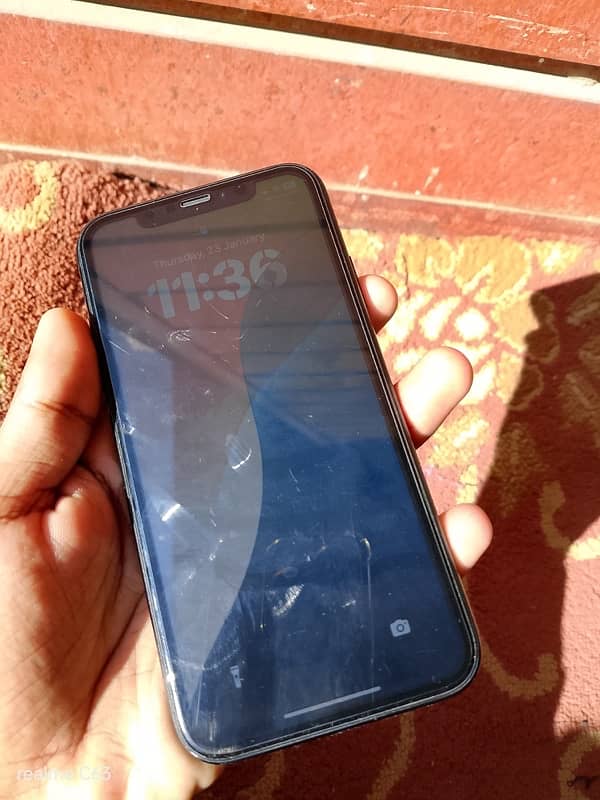 Apple IPhone XR Urgent sale 1