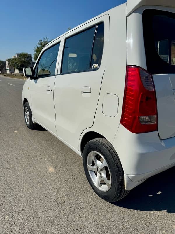 Suzuki Wagon R 2017 5