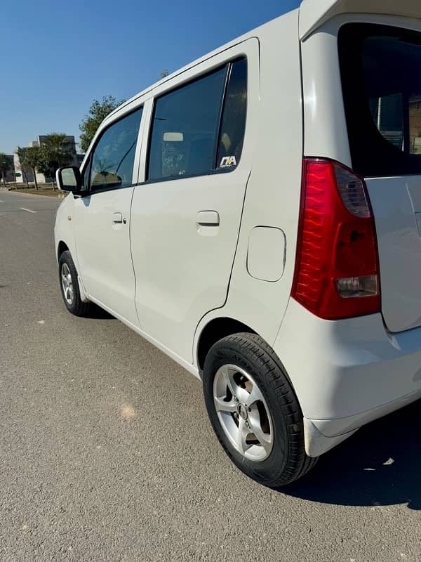 Suzuki Wagon R 2017 6