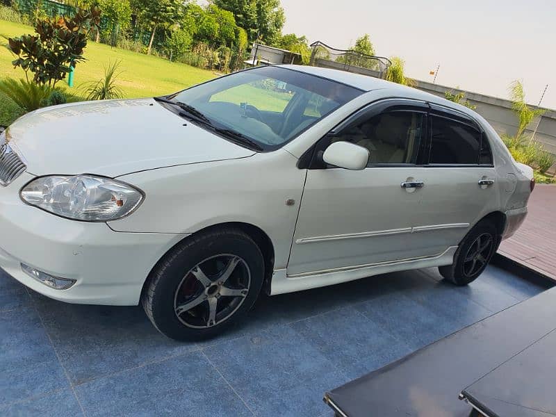 Toyota Corolla Altis 2005 Auto full option 2