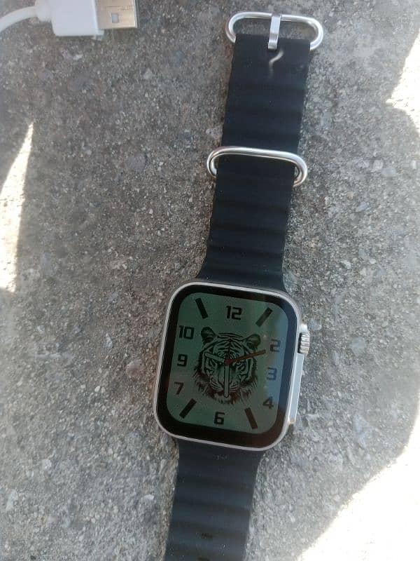 YH900 Ultra Smart Watch For Sale in new Condition 3