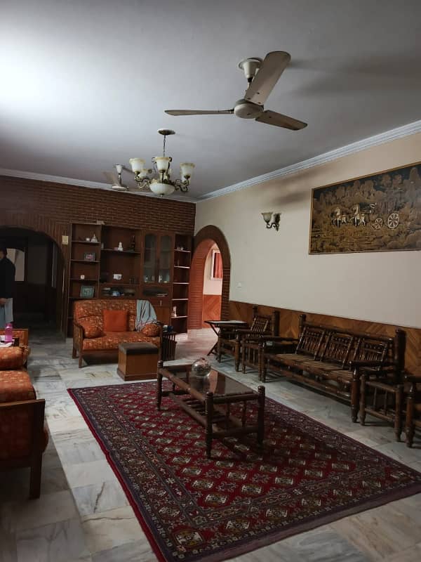 1 Kanal House For Sale In A Prime Location Of Phase 2 DHA Lahore 0