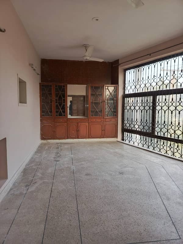 1 Kanal House For Sale In A Prime Location Of Phase 2 DHA Lahore 13