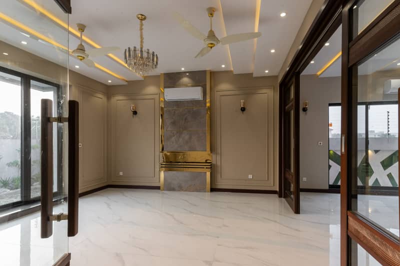 1 Kanal Lavish House With 100% Original Pics Available For Rent In DHA Lahore 5