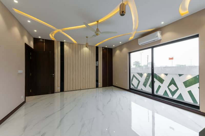 1 Kanal Lavish House With 100% Original Pics Available For Rent In DHA Lahore 20