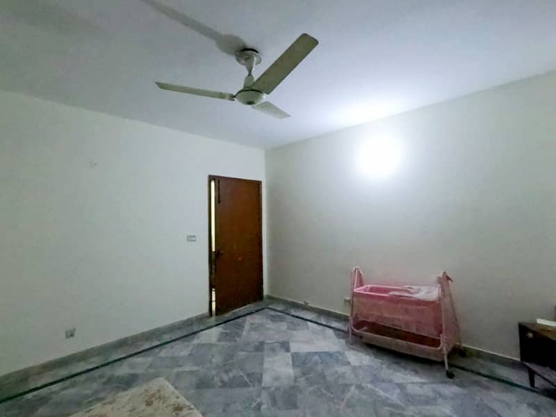 2 Kanal House With Basement - Prime Location - EME Society 30