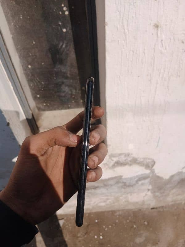 google pixel 3XL 10by9.9 condition 2