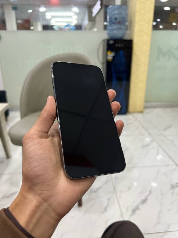 iphone 13 pro max ( PTA ) brand new 1