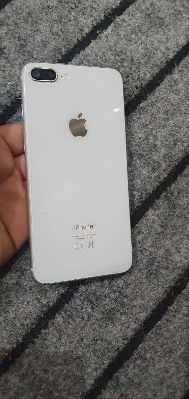 iphone 8plus 64gb 10by10 condition fimgerptint ok only battery change 0