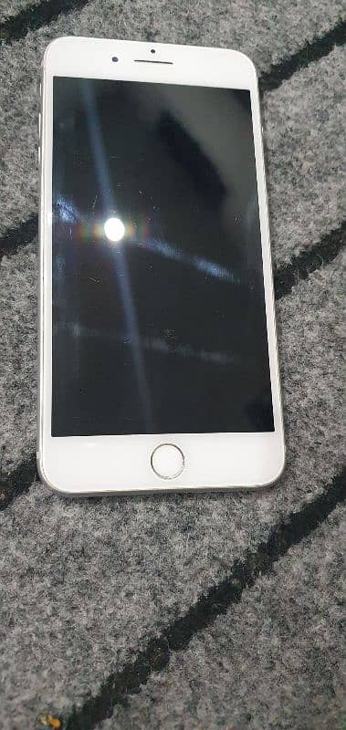 iphone 8plus 64gb 10by10 condition fimgerptint ok only battery change 6