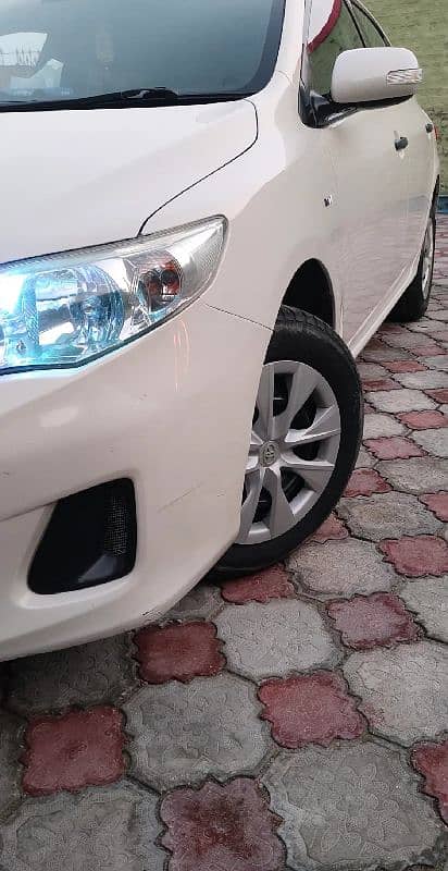 Toyota Corolla GLI 2013 16