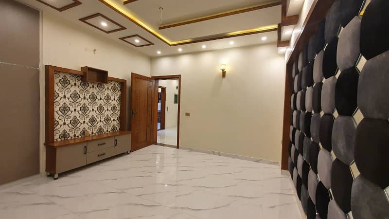 10 Marla Luxury Spanish House For Sale In Wapda Town Phase 1 Lahore 13