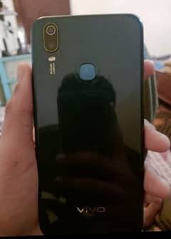 Vivo 11  32gb pta approved new condition