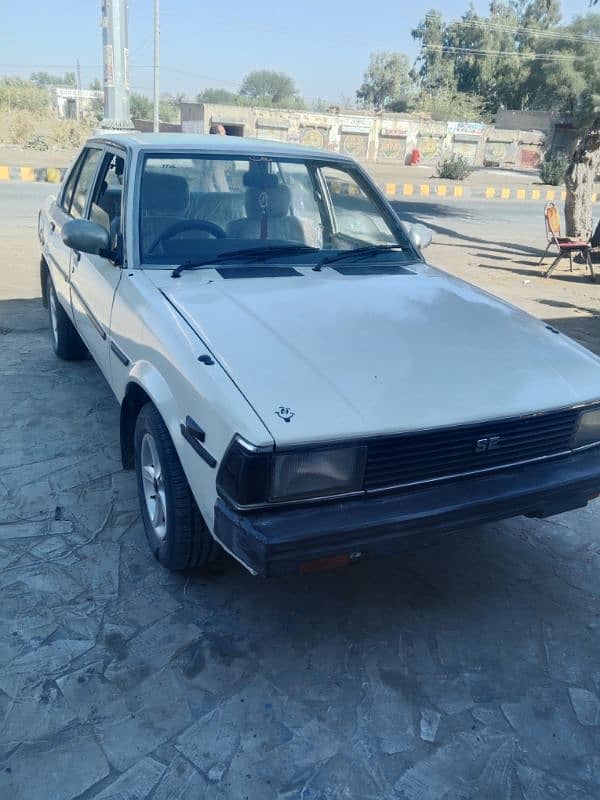 Toyota Corolla XE 1982 3