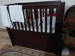 baby cot/crib