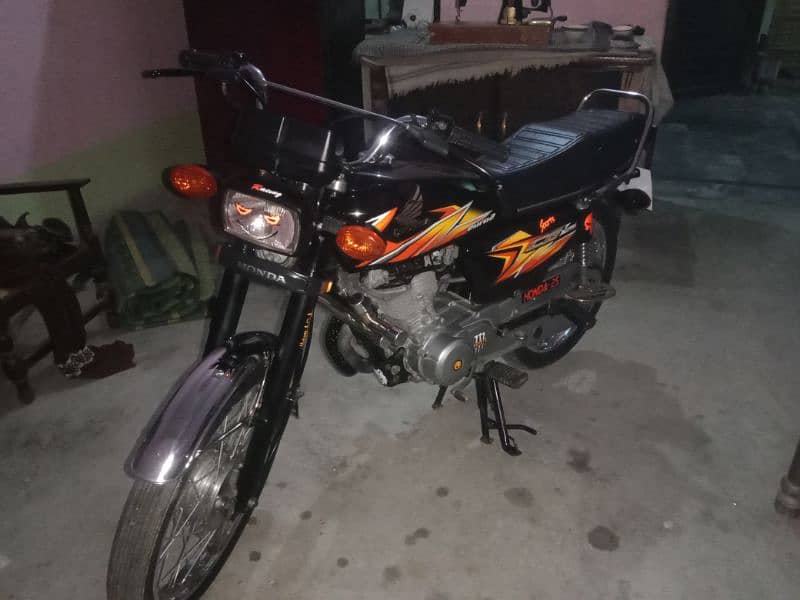 aoa sale my Honda 125 full lush condition original bike 6