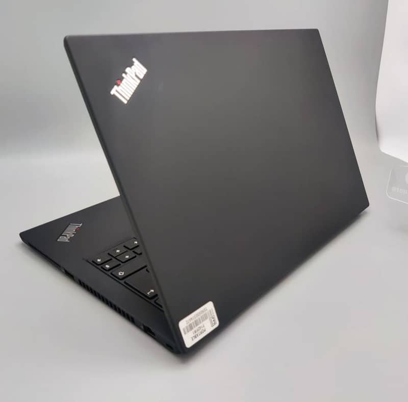 Lenovo Thinkpad L14 Ryzen 7 pro Gen2 with Radeon Graphics. . 8 cores 2