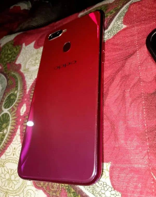 oppo F9 6GB Ram 64 GB builtan 2