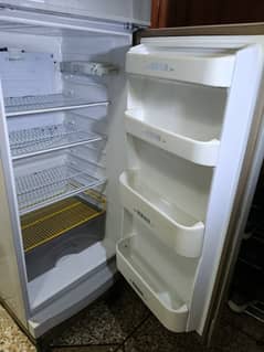 Dawlance Fridge in Good Condition