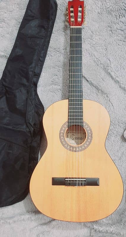 Encore ENC44 Classical Guitar 40inches 1