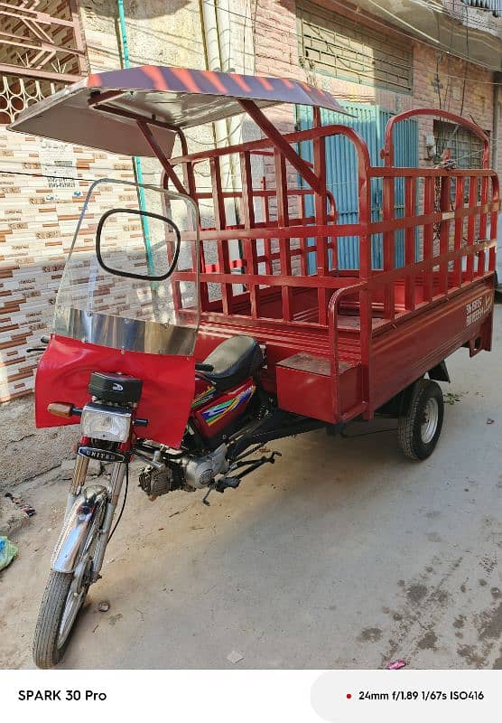 United Loader Rickshaw 100cc good condition 3