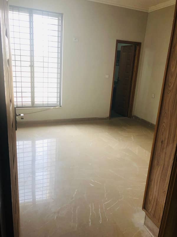 4.5MARLA HOUSE FOR SALE AT SADAAT TOWN 2