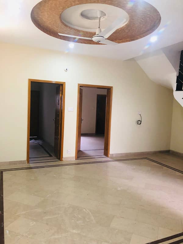 4.5MARLA HOUSE FOR SALE AT SADAAT TOWN 13