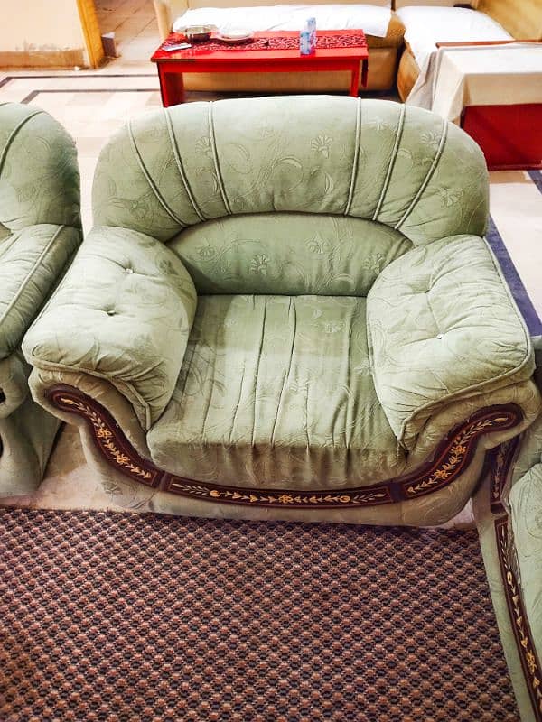 sofa set in good condition 2