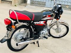 Honda CD70 2025