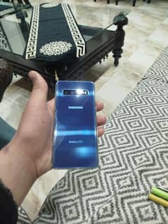 Samsung s10