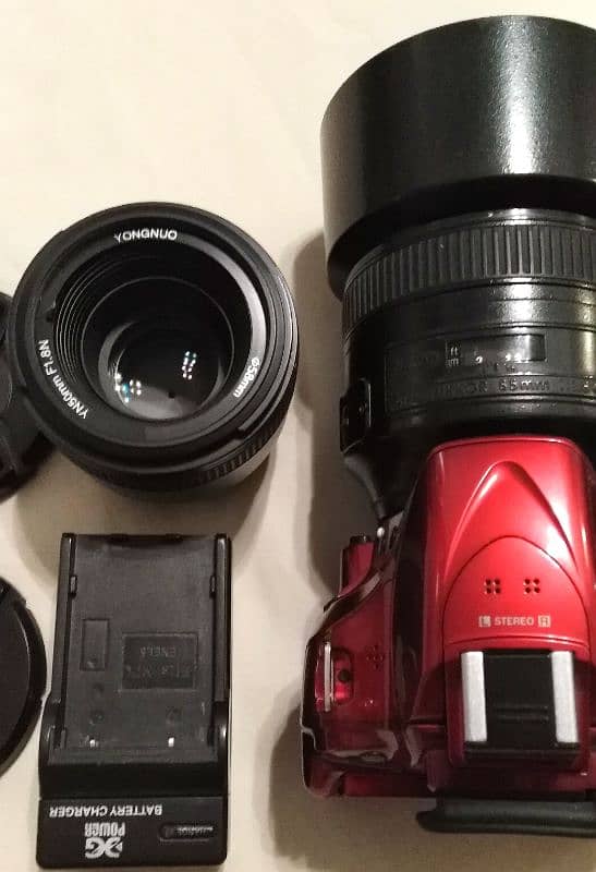 Nikon D5200 2 Lenses 50mm F1.8 + Nikon 18-135mm, Red Color, 1st Owner 5