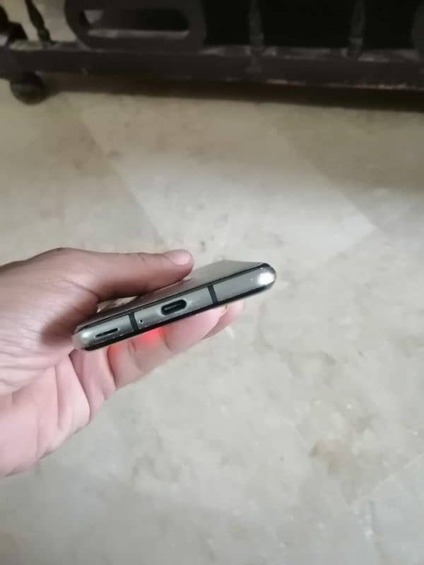 Aquos r3 non pta condition 10by9 1