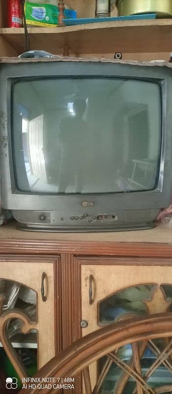 LG tv 21 inch 0